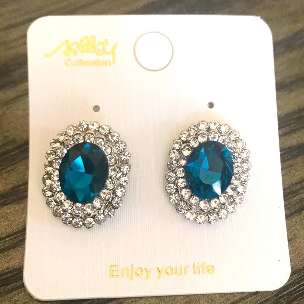 Vintage Aquamarine Crystal Earrings